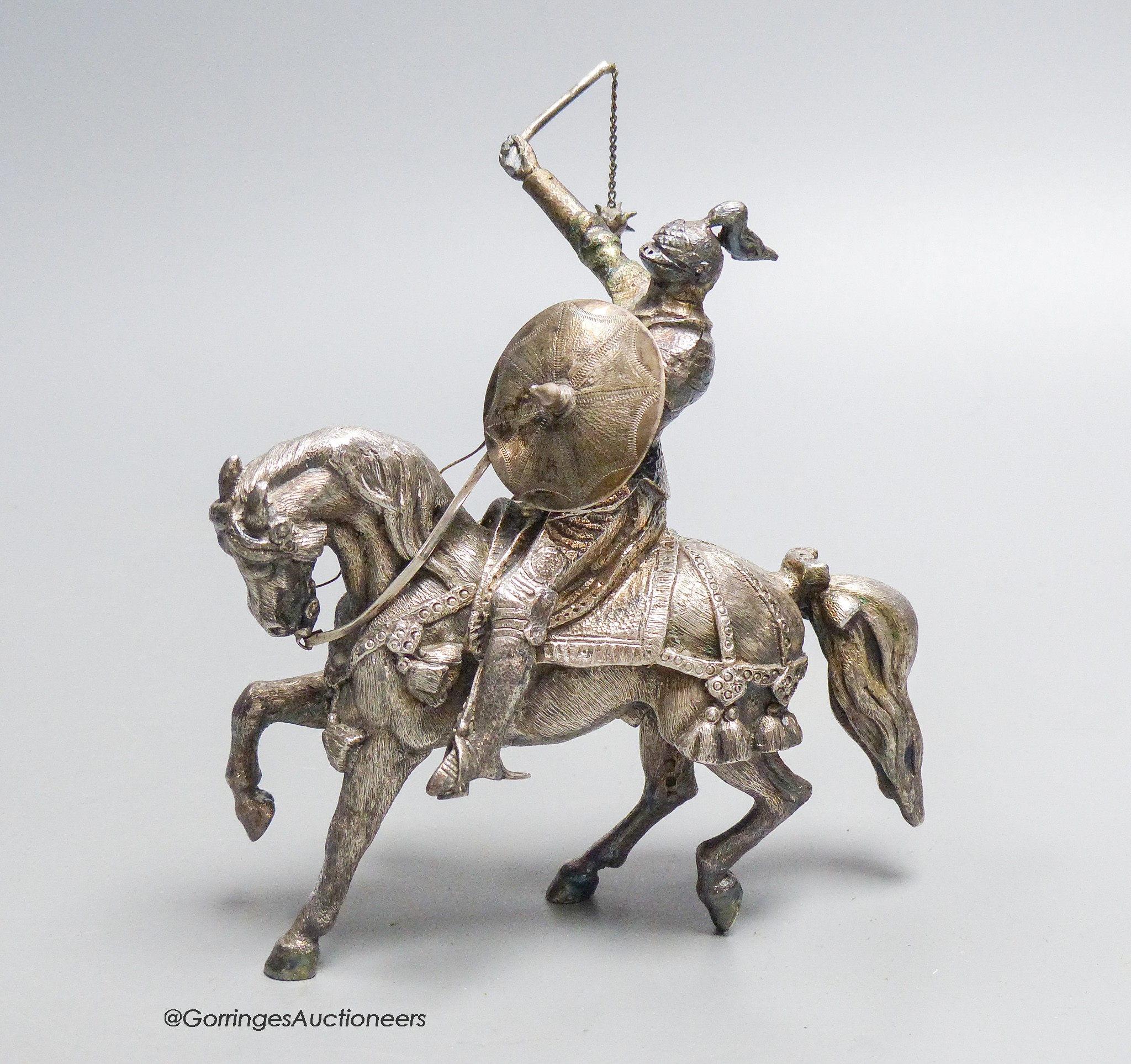 A modern free standing cast silver model of a Knight on horseback, SMD Castings, London, 1972, height 16cm, 39.5oz.